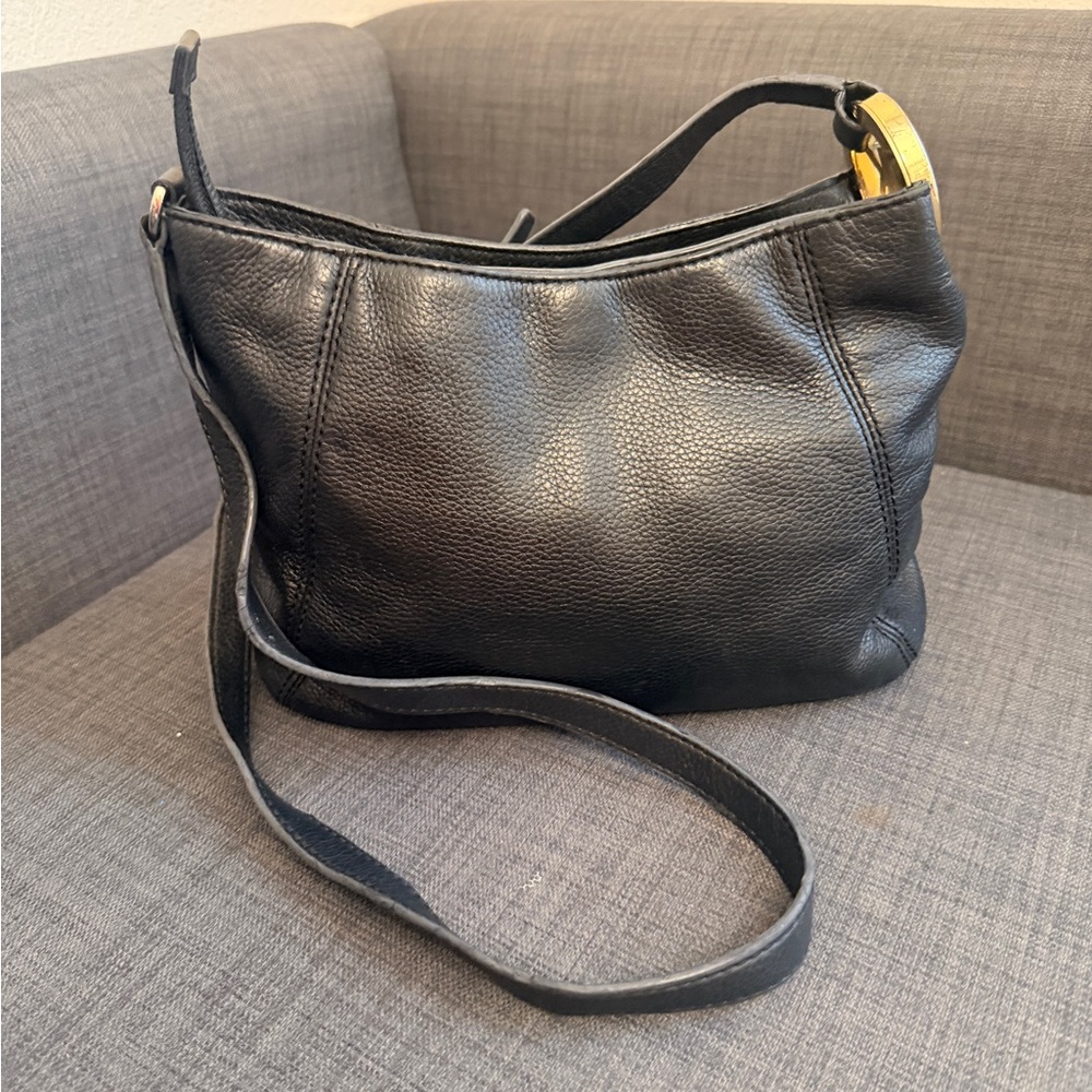 Classic Black Leather Crossbody Bag - Timeless Everyday Style